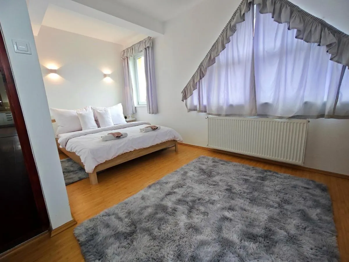 Rooftop Apartman Eger